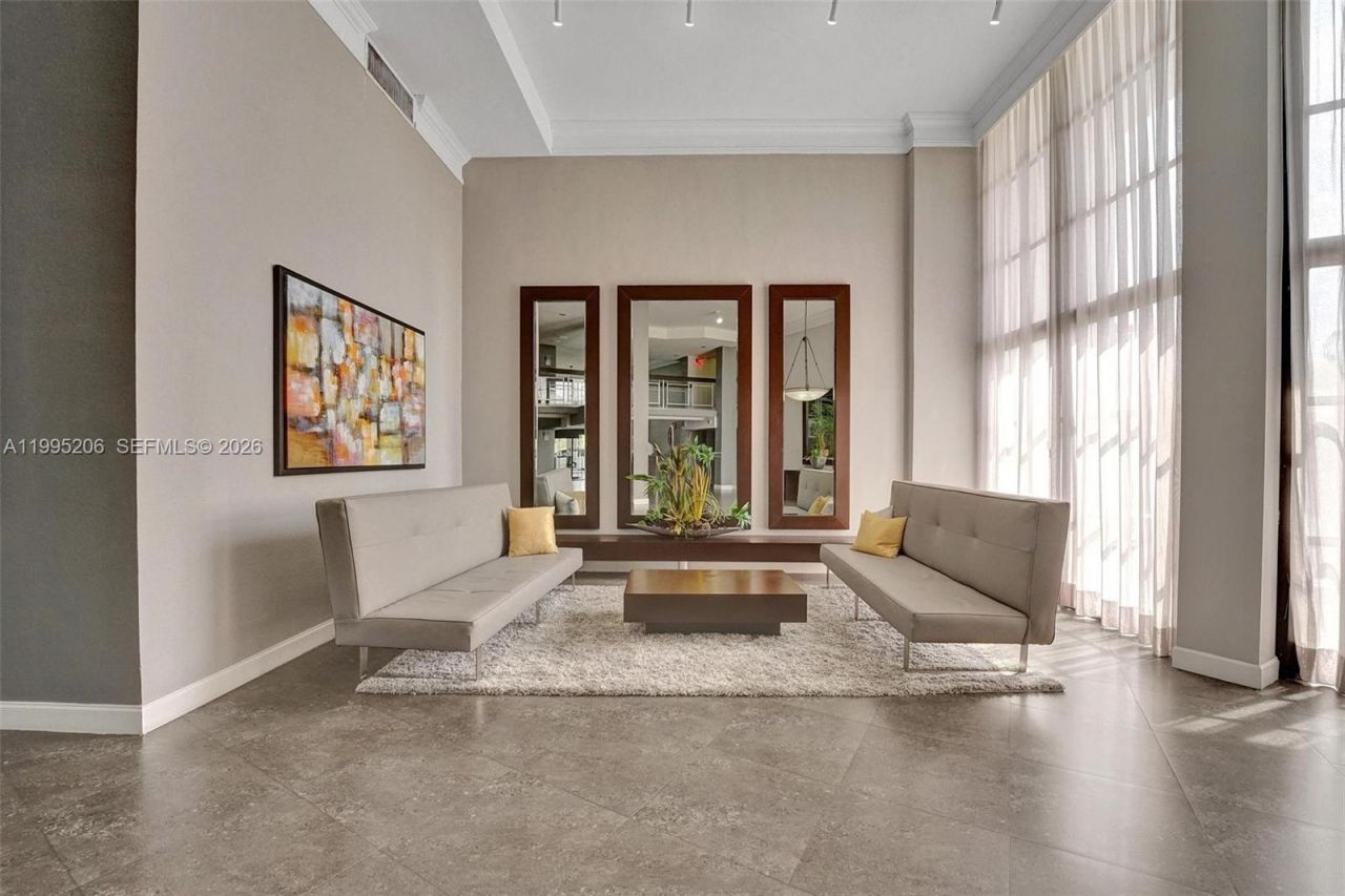 200 Leslie Dr , Unit 918, Hallandale Beach, FL 33009 Photo