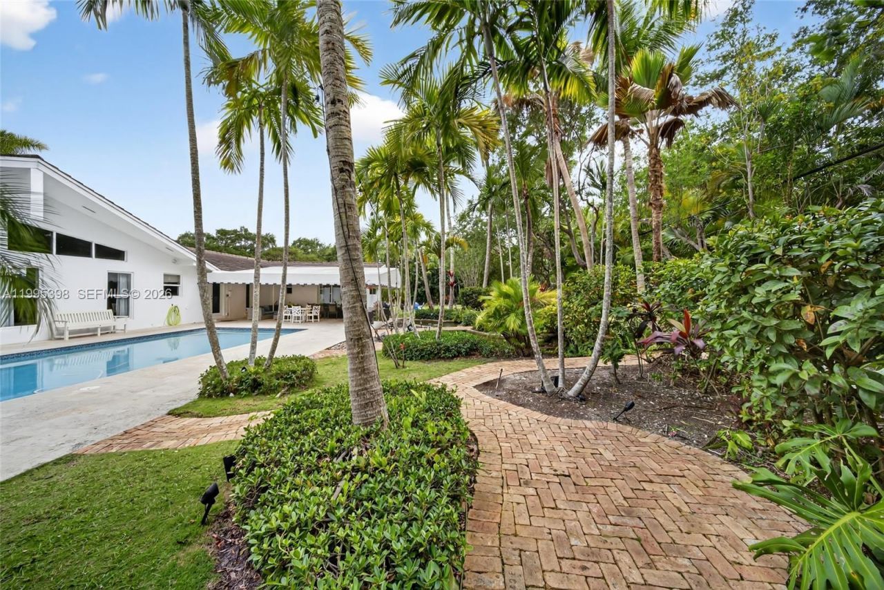 12330 Pine Needle Ln , Pinecrest, FL 33156 Photo