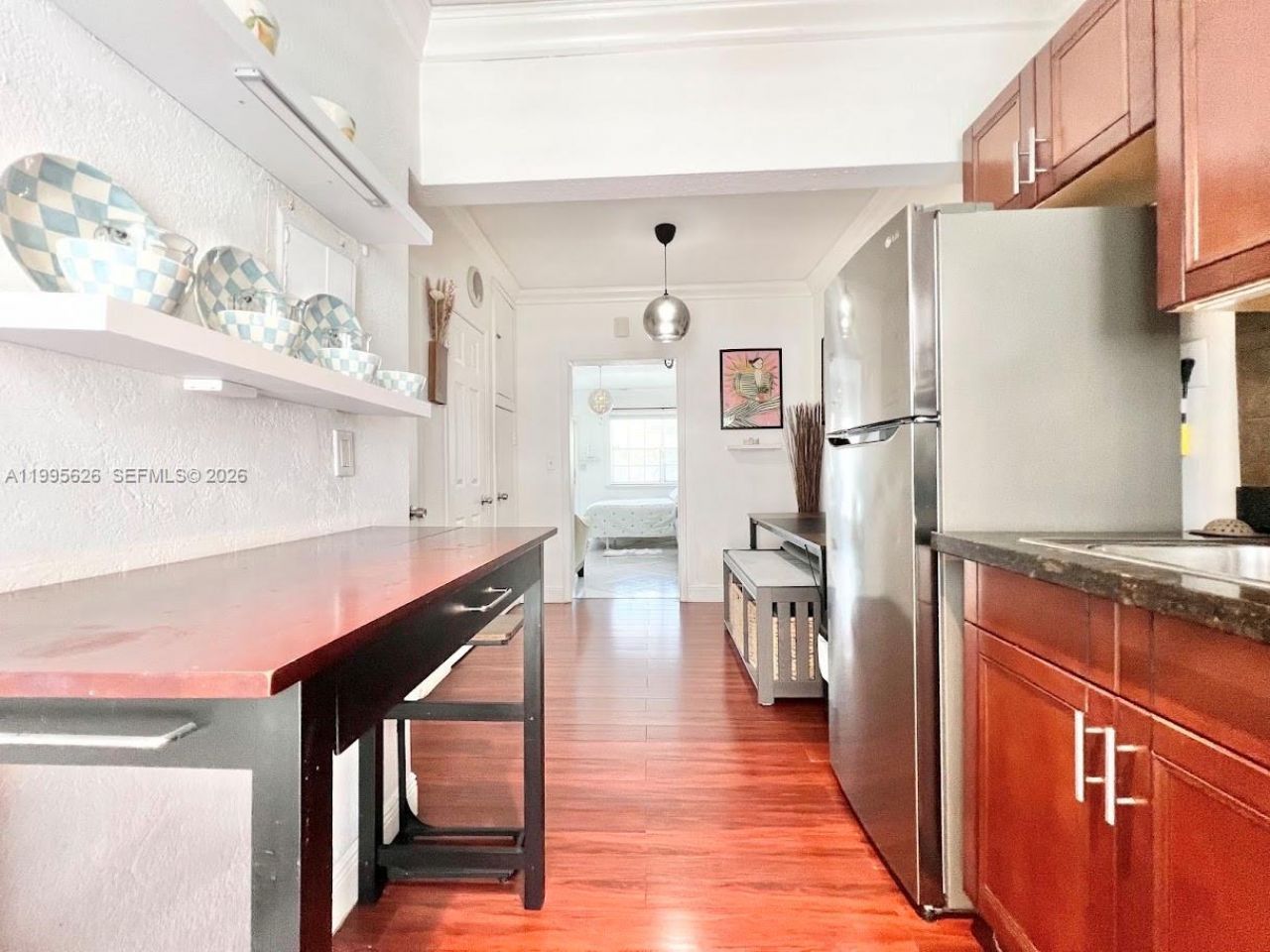 330 74th St, Unit 5, Miami Beach, FL 33141 Photo