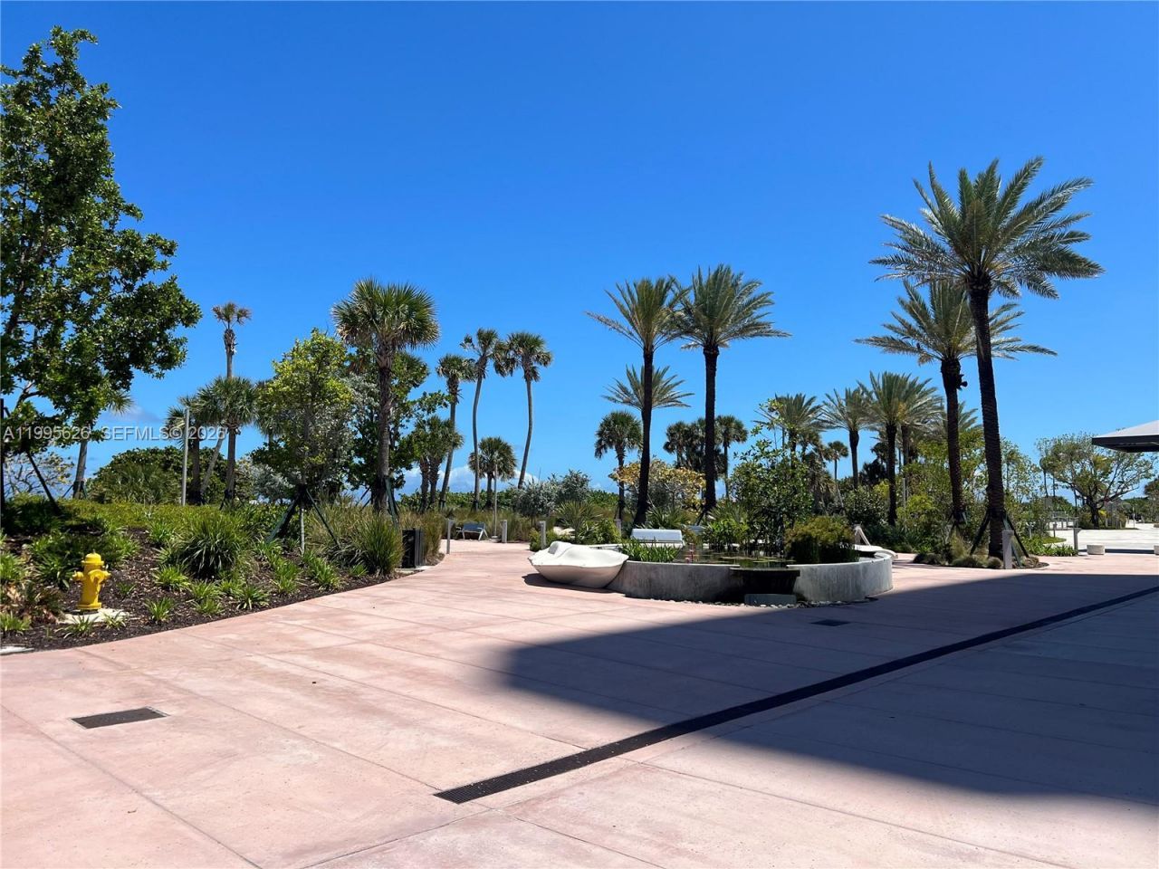 330 74th St, Unit 5, Miami Beach, FL 33141 Photo