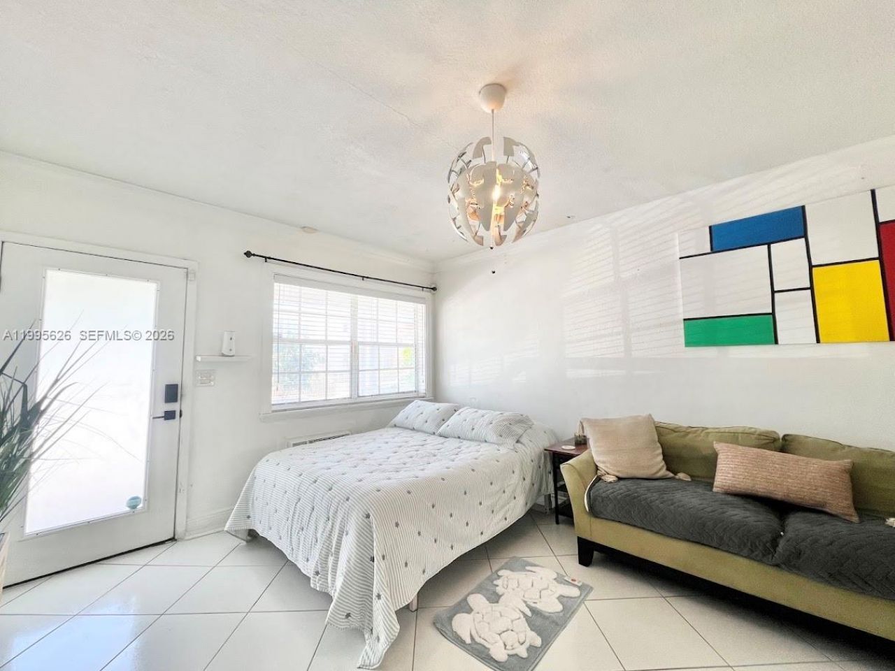 330 74th St, Unit 5, Miami Beach, FL 33141 Photo