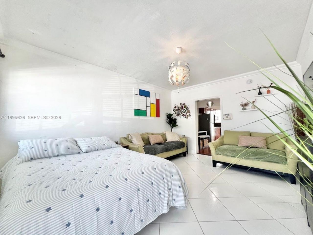 330 74th St, Unit 5, Miami Beach, FL 33141 Photo