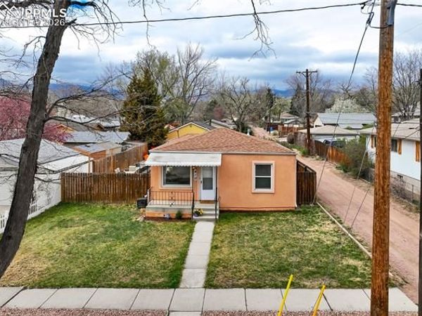 410 N 17th Street, Colorado Springs, CO 80904