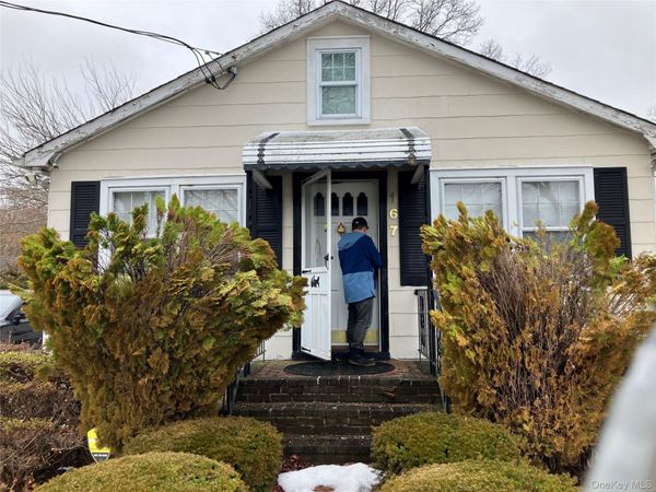 167 Cedar Road E, Mastic Beach, NY 11951