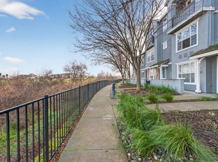 6188 Lonetree Blvd, Rocklin, CA 95765 Photo