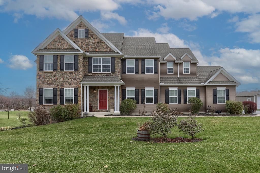 7 APPLE CREEK LN L-0053 , MYERSTOWN, PA 17067