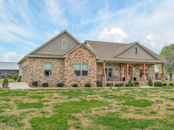 748 Brookemeade Drive, Sparta, TN 38583
