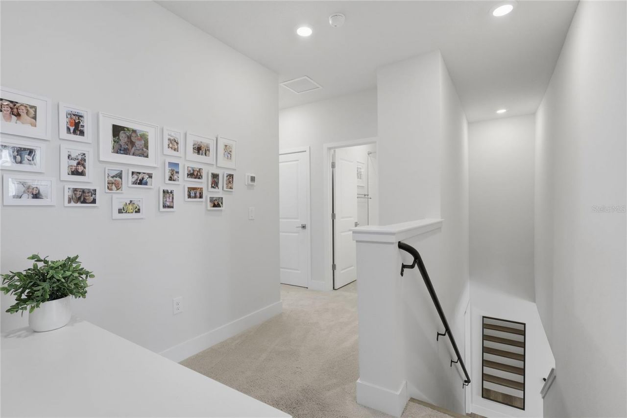 7221 Sutton Lane, Sarasota, FL 34240 Photo