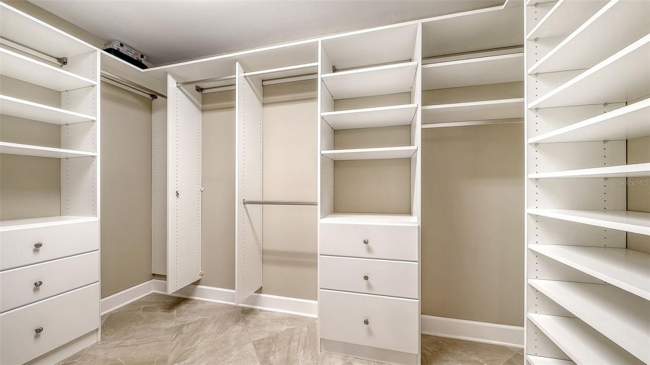 2425 Gulf Of Mexico Drive, Unit 1A, Longboat Key, FL 34228 Photo