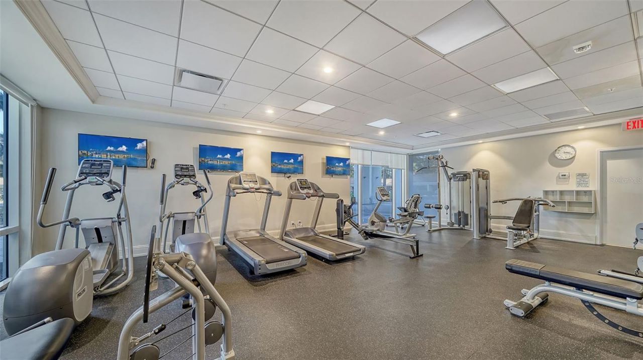 2425 Gulf Of Mexico Drive, Unit 1A, Longboat Key, FL 34228 Photo