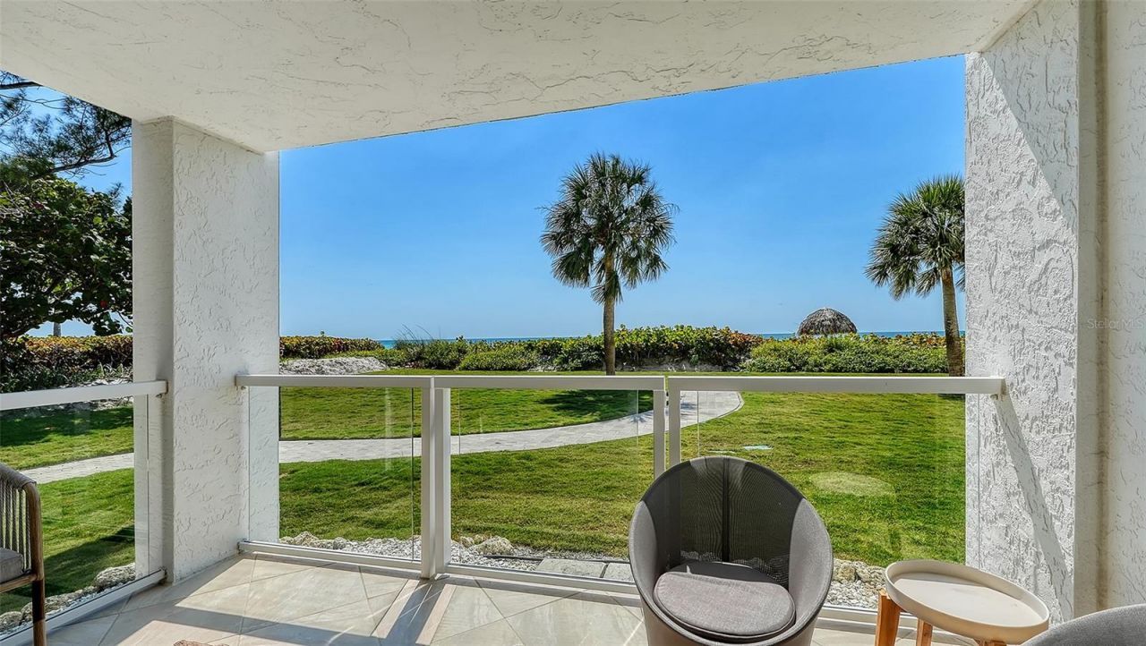 2425 Gulf Of Mexico Drive, Unit 1A, Longboat Key, FL 34228 Photo