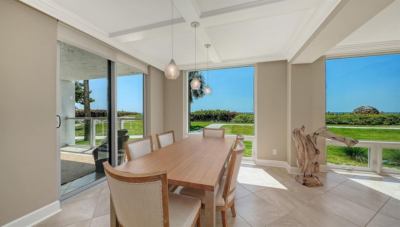 2425 Gulf Of Mexico Drive, Unit 1A, Longboat Key, FL 34228 Photo