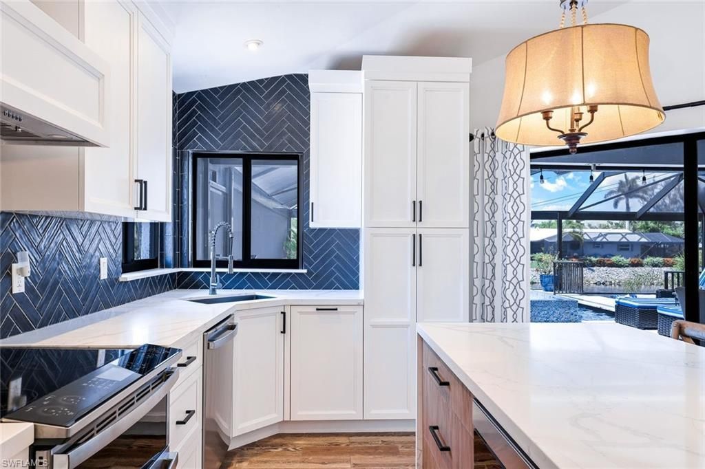 999 East Valley Dr, Bonita Springs, FL 34134 Photo