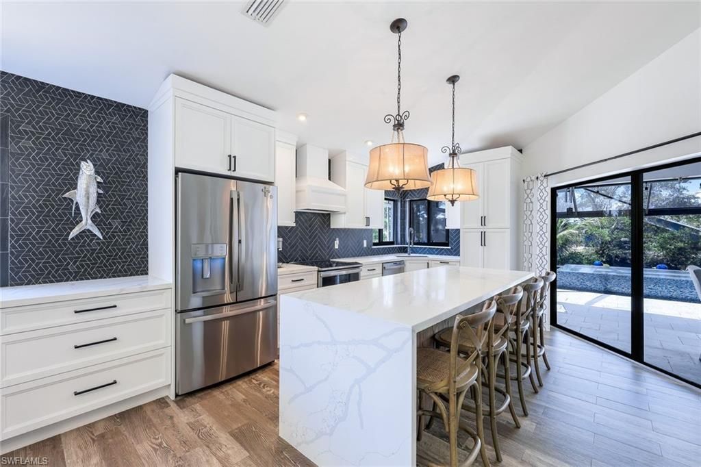 999 East Valley Dr , Bonita Springs, FL 34134 Photo