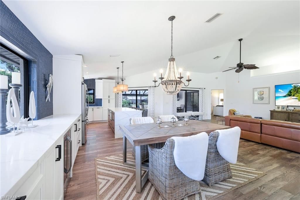 999 East Valley Dr, Bonita Springs, FL 34134 Photo