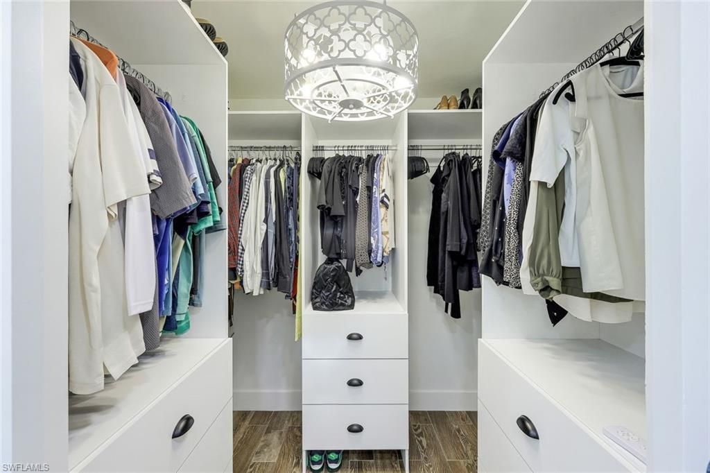 999 East Valley Dr , Bonita Springs, FL 34134 Photo