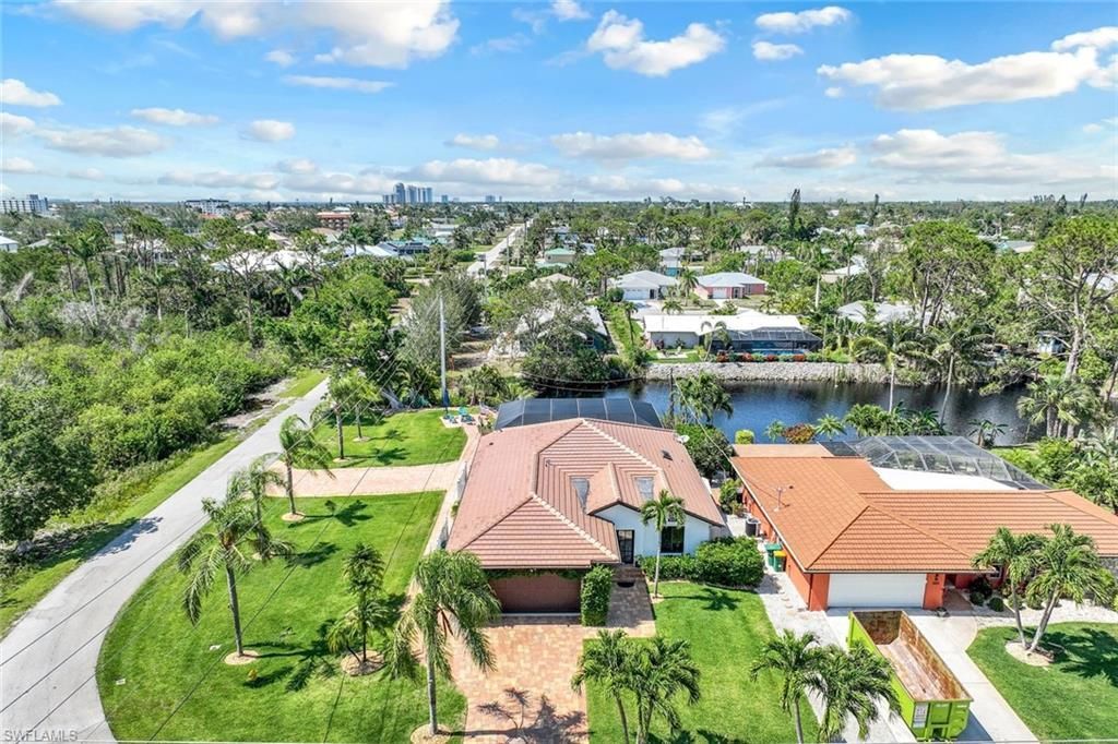 999 East Valley Dr, Bonita Springs, FL 34134 Photo