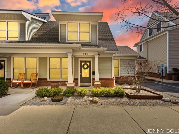 810 Livingston Avenue NE, Grand Rapids, MI 49503