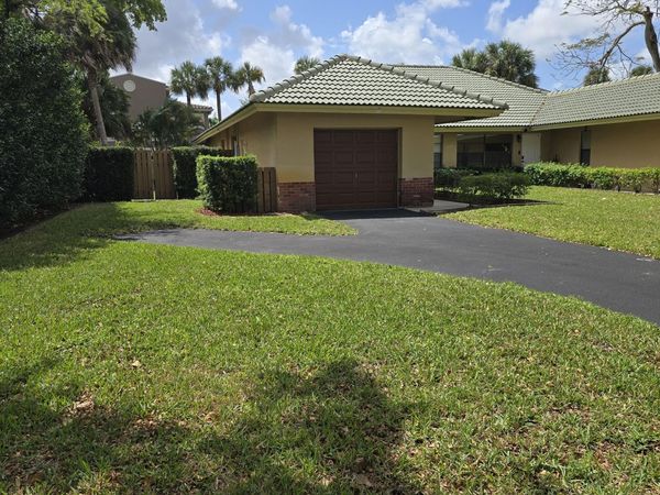 1530 NW 93rd Terrace, Coral Springs, FL 33071