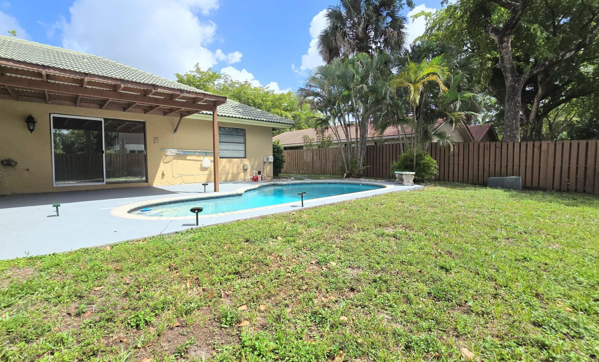 1530 NW 93rd Terrace, Coral Springs, FL 33071 Photo