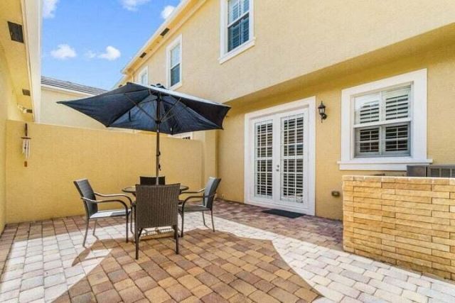 207 Edenberry Avenue, Jupiter, FL 33458 Photo