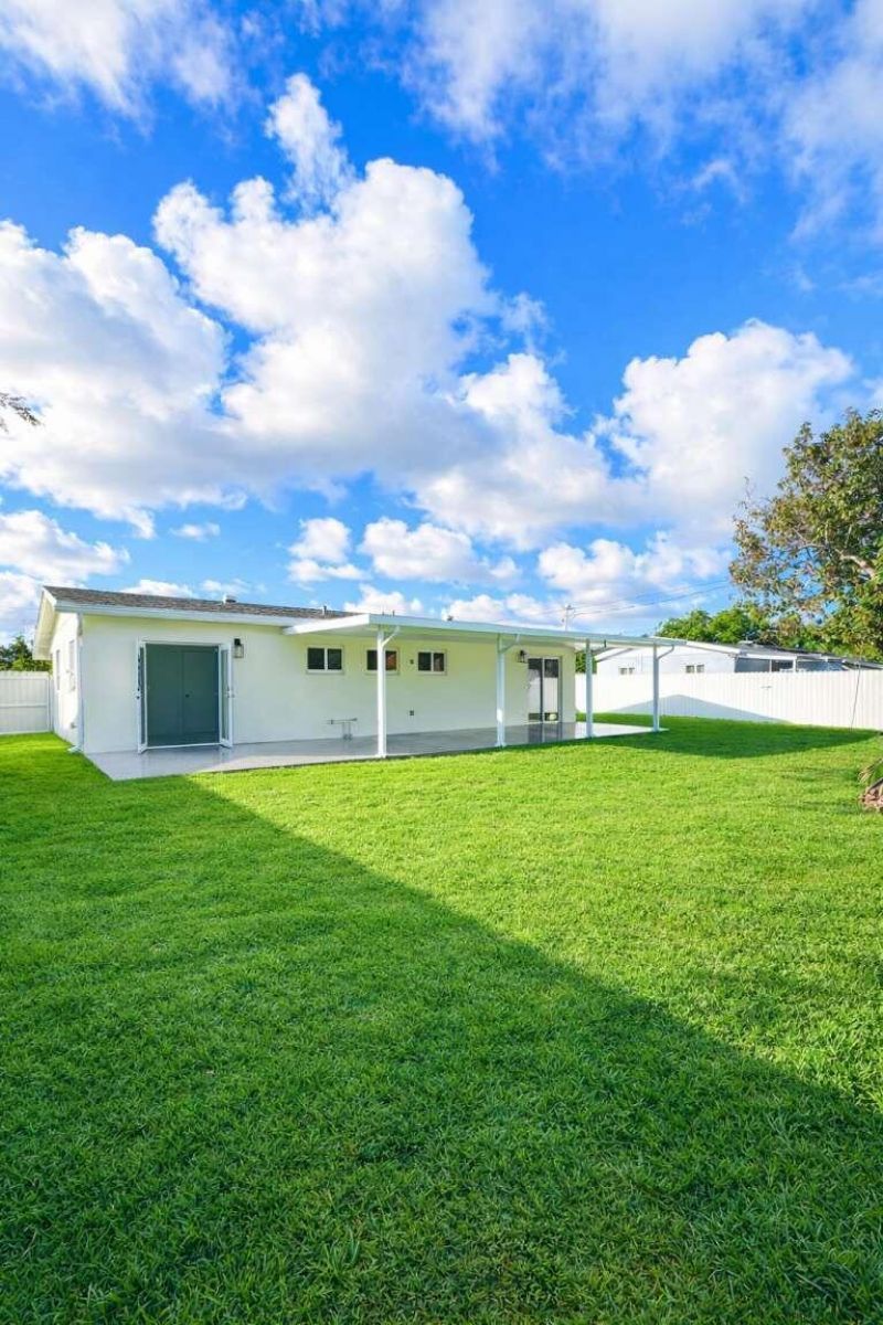 1251 NE 211th Terrace, Miami, FL 33179 Photo