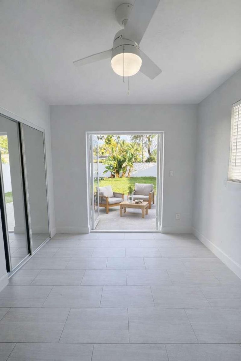 1251 NE 211th Terrace, Miami, FL 33179 Photo