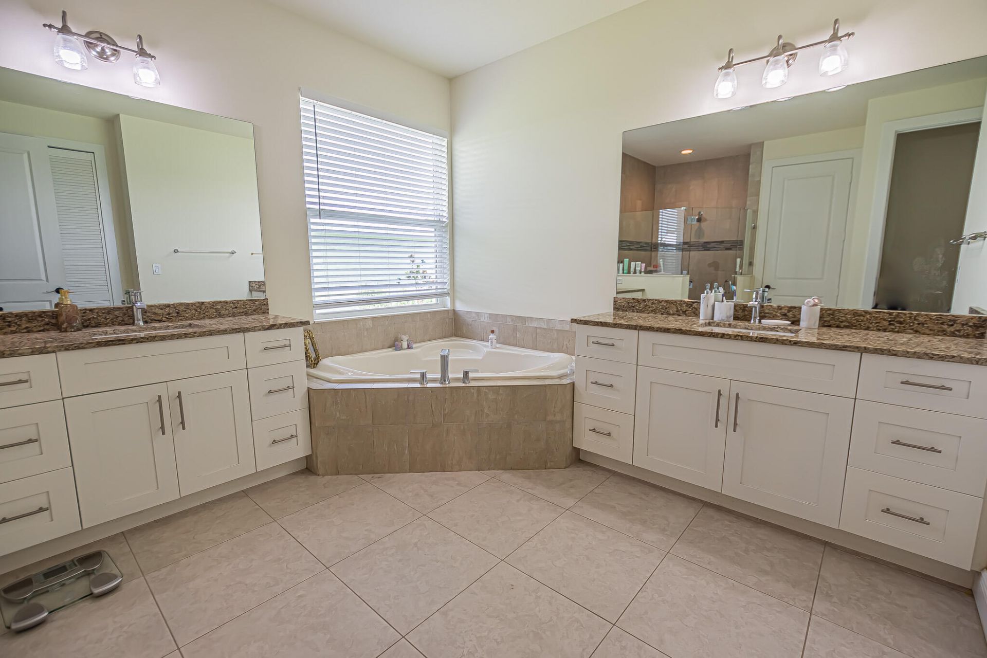 930 SW Versailles Avenue, Port Saint Lucie, FL 34953 Photo