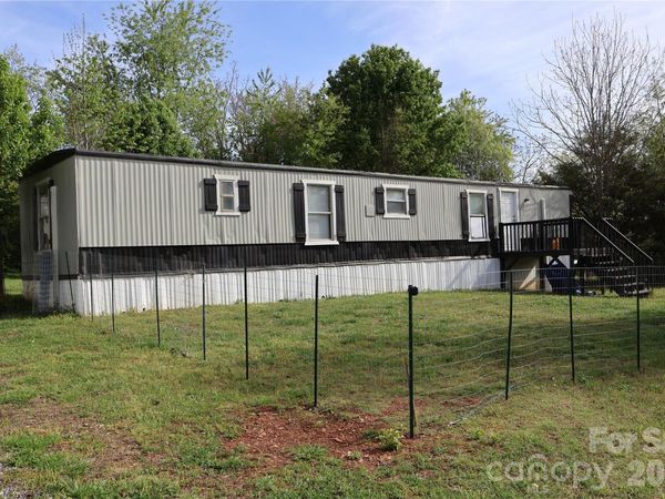 126 Cedarvale Drive , Harmony, NC 28634