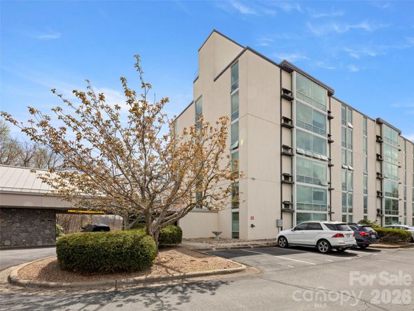 647 Town Mountain Road, Unit 612, Asheville, NC 28804