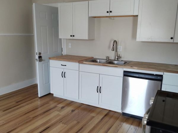 30 Elm Street, Unit Apt 6, Whitefield, NH 03598