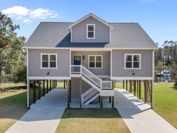 5706 Gondolier Drive, New Bern, NC 28560