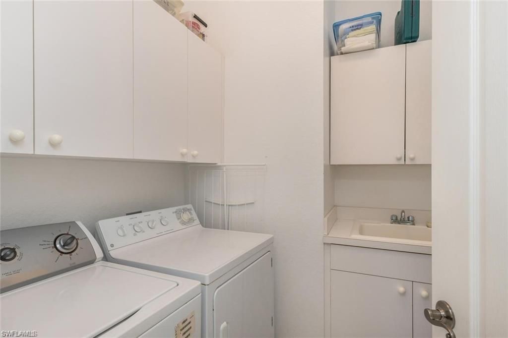 2383 Ravenna Blvd, Unit PH 202, Naples, FL 34109 Photo