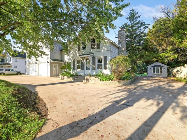 412 Prairie Avenue , Faribault, MN 55021