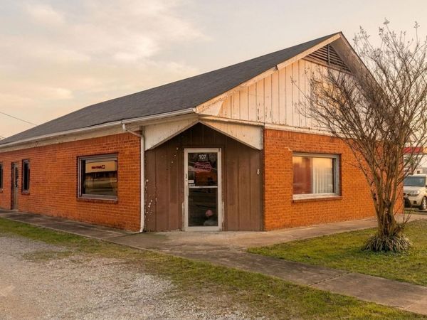 107 Reynolds Rd, Paragould, AR 72450