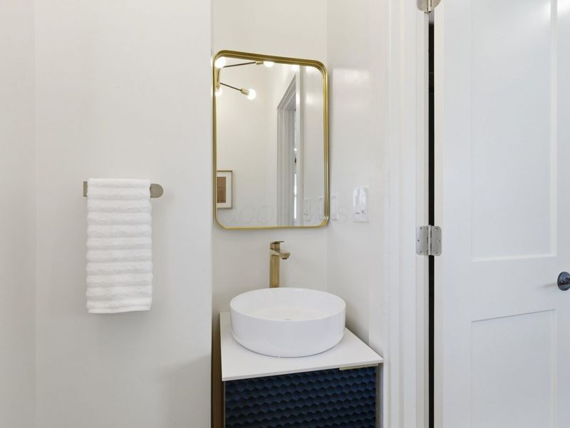 170 E Tulane Road, Columbus, OH 43202 Photo 20