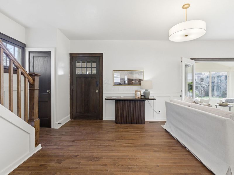 170 E Tulane Road, Columbus, OH 43202 Photo 3