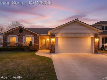 16115 Bayham Court, Clinton Twp, MI 48038