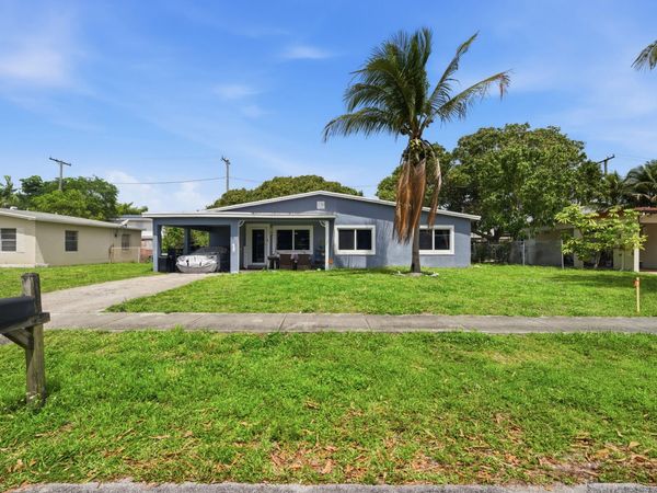 3821 NW 4th Place, Lauderhill, FL 33311