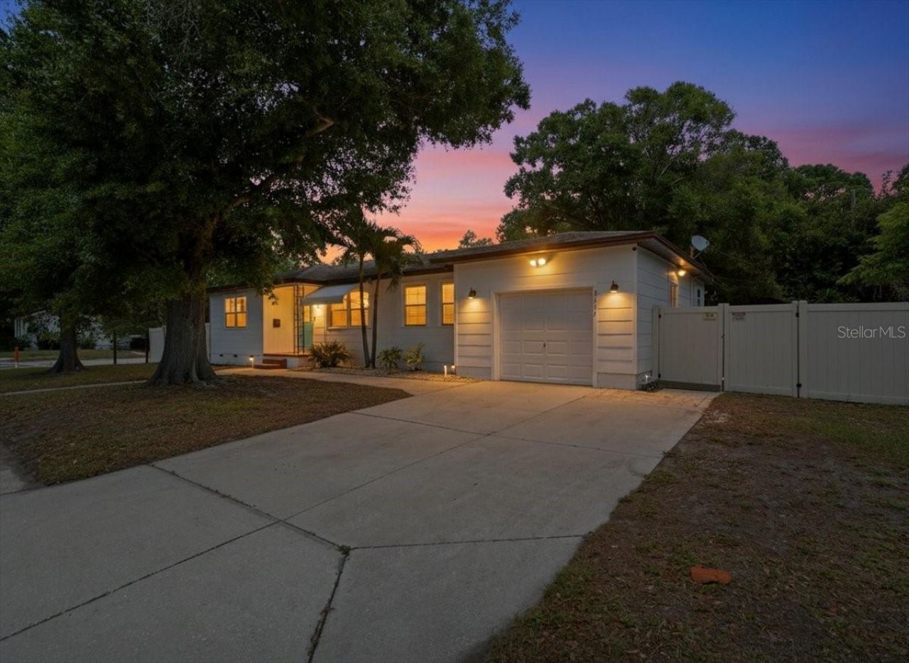 3337 16th Street N, Saint Petersburg, FL 33704 Photo