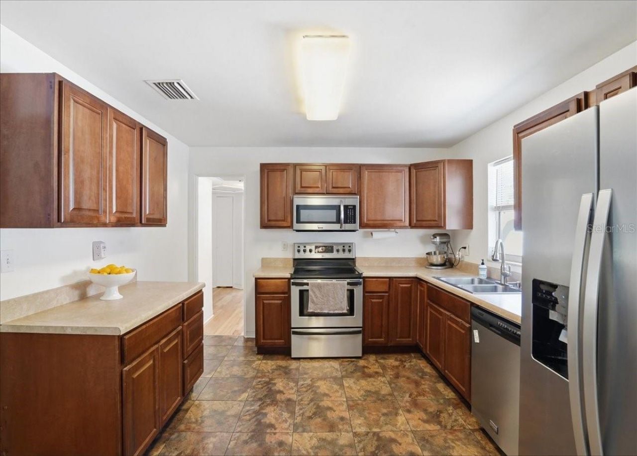3337 16th Street N, Saint Petersburg, FL 33704 Photo