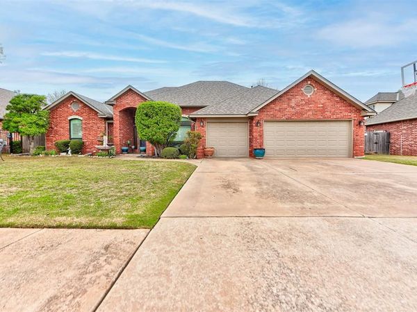 3805 Annalane Drive, Norman, OK 73072