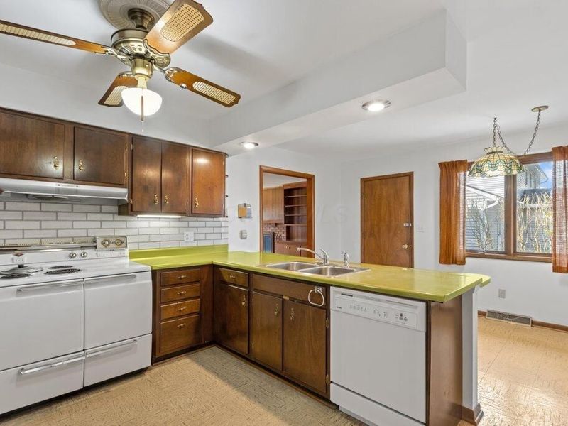 236 Weydon Road, Worthington, OH 43085 Photo 8