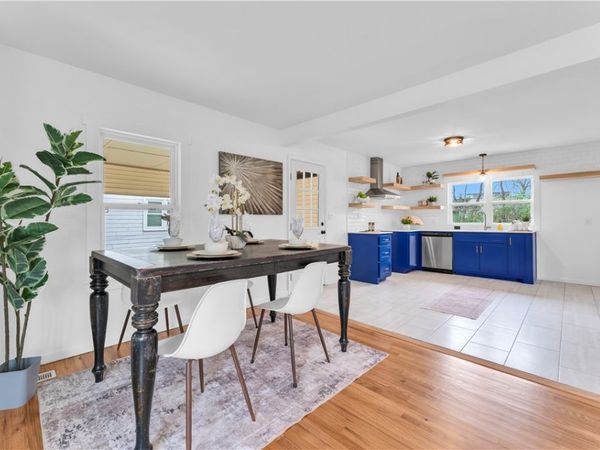 9 W Montgomery Street , Fayetteville, AR 72701