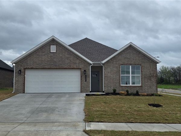 2301 Presley Street , Siloam Springs, AR 72761