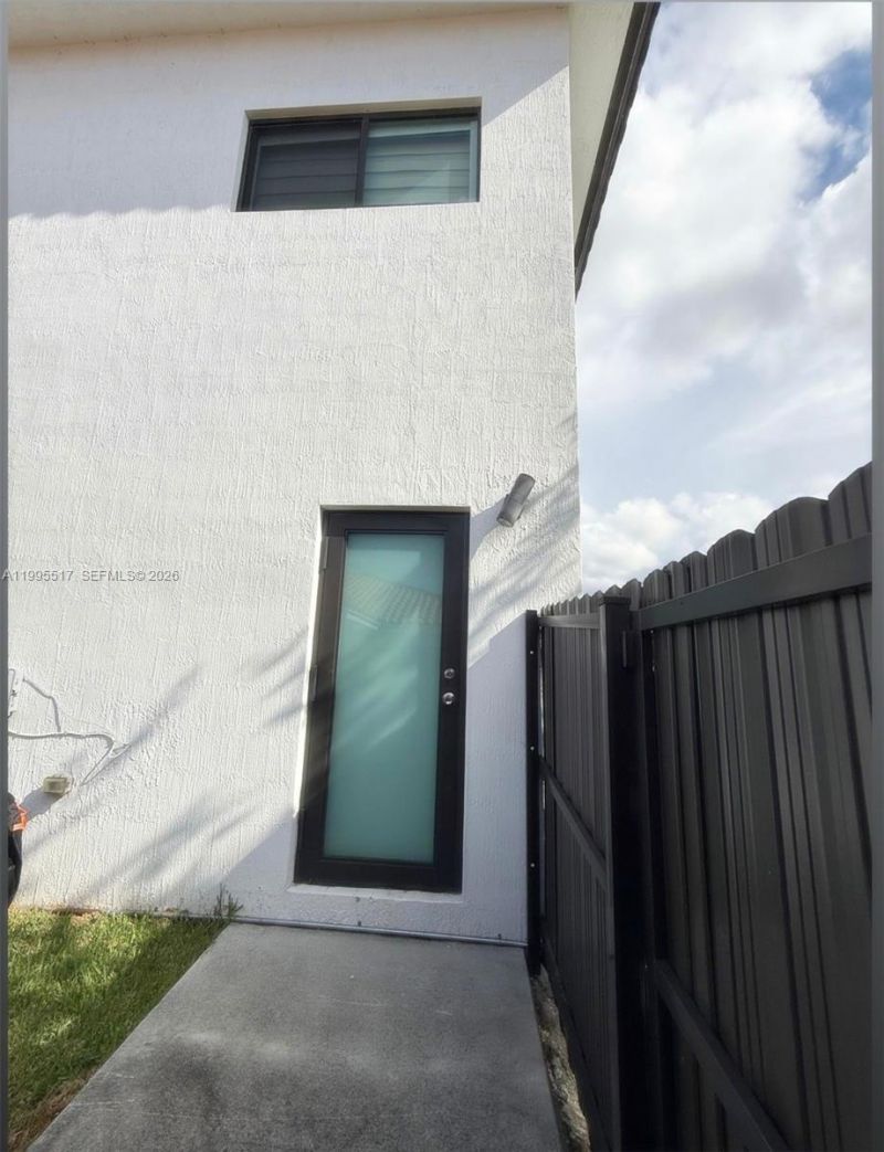 20018 SW 122nd Ave, Unit 20018, Miami, FL 33177 Photo