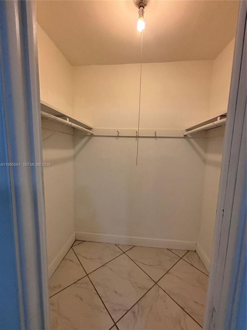 839 S Highland Dr, Unit Right, Hollywood, FL 33021 Photo