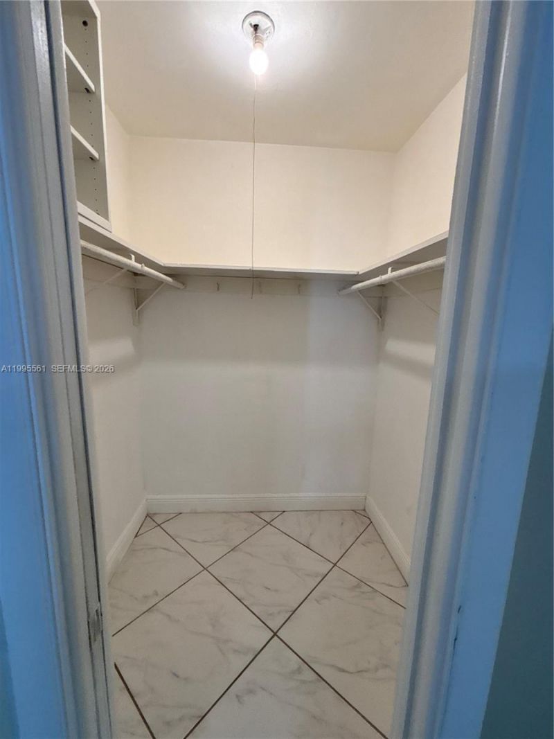 839 S Highland Dr, Unit Right, Hollywood, FL 33021 Photo