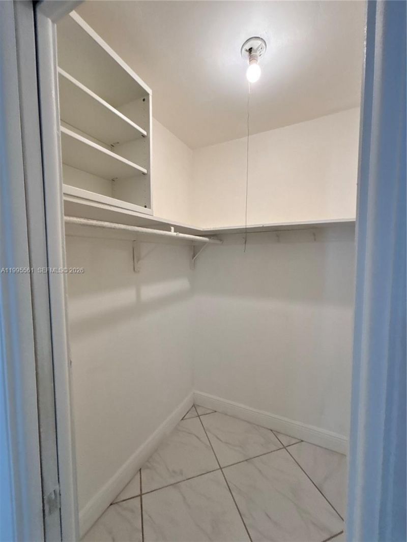839 S Highland Dr, Unit Right, Hollywood, FL 33021 Photo