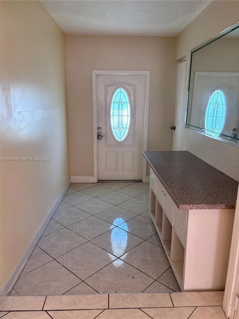 839 S Highland Dr, Unit Right, Hollywood, FL 33021 Photo